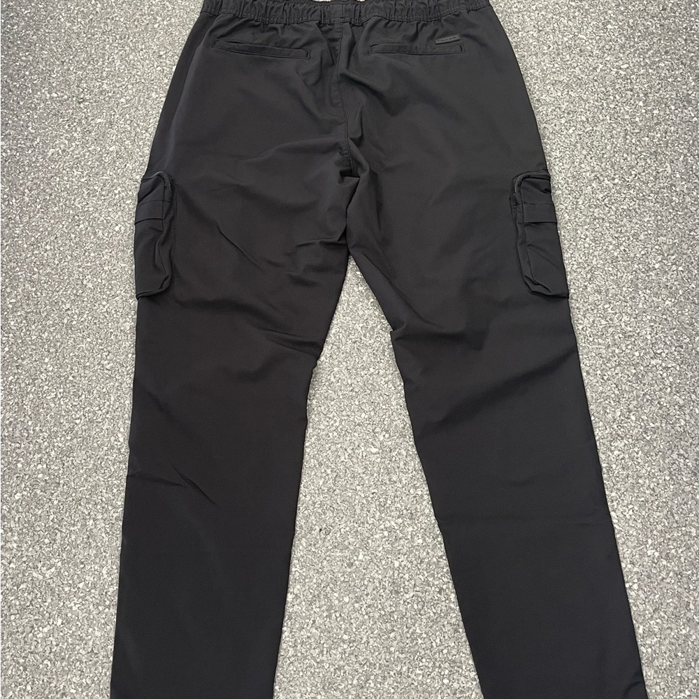 Tahari Men's Dark Cargo Pants